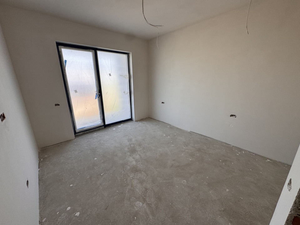 APARTAMENT CU 2 CAMERE, GRADINA 50 MP, COMISION 0%