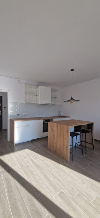 0 COMISION, BLOC NOU SI PARCARE INCLUSA, TORONTALULUI