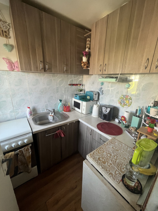 Pozitie Excelenta, Etaj Intermediar, Comision 0%