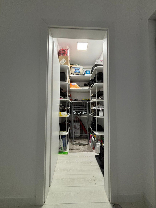     Apartament 3 camere premium în Giroc, mobilat, parcare inclusă