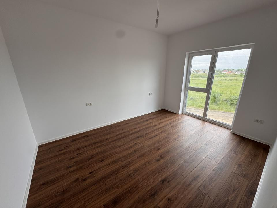 APARTAMENT CU 2 CAMERE, COMISION 0%, ZONA LINISTITA