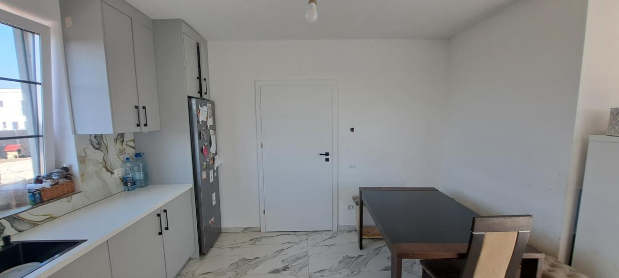 CASA INDIVIDUALA, COMPLET MOBILATA SI UTILATA, 720 MP TEREN.