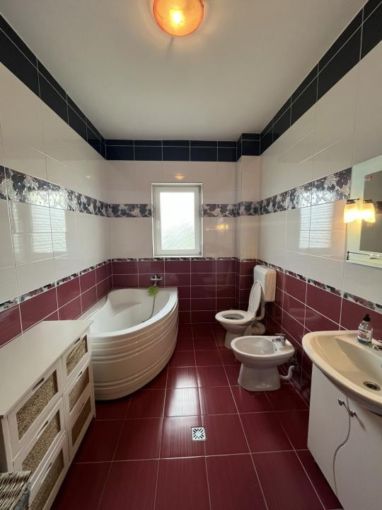 0 COMISION, CASA PRETABILA PENTRU 2 FAMILII, 7 CAMERE