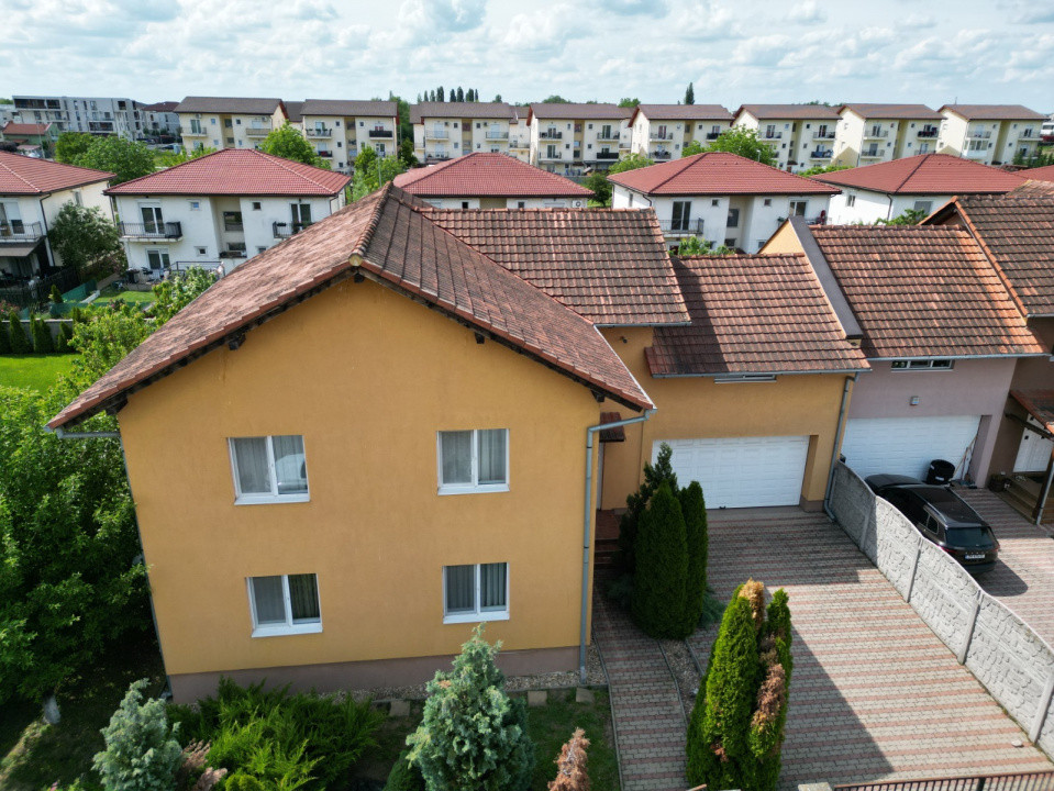 0 COMISION, CASA PRETABILA PENTRU 2 FAMILII, 7 CAMERE