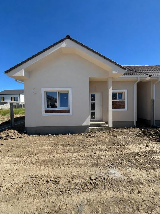 Duplex Despartit, Canalizare, Pozitie Excelenta