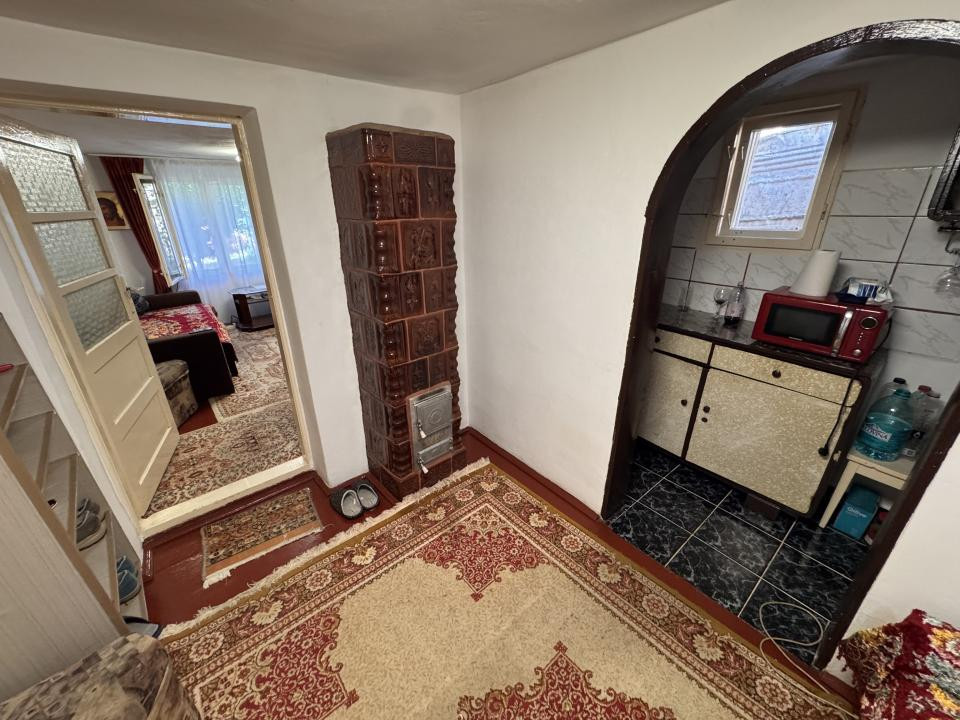 OPORTUNITATE! CASA INDIVIDUALA, PLOPI, 420m TEREN