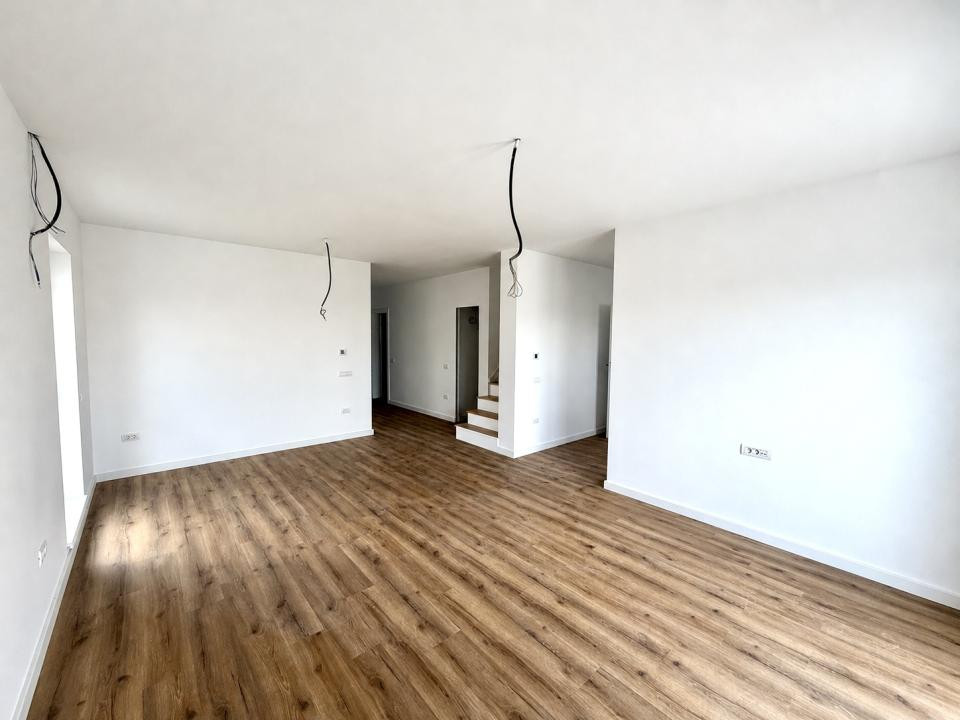 Duplex Despartit, 5 Camere, Comision 0%