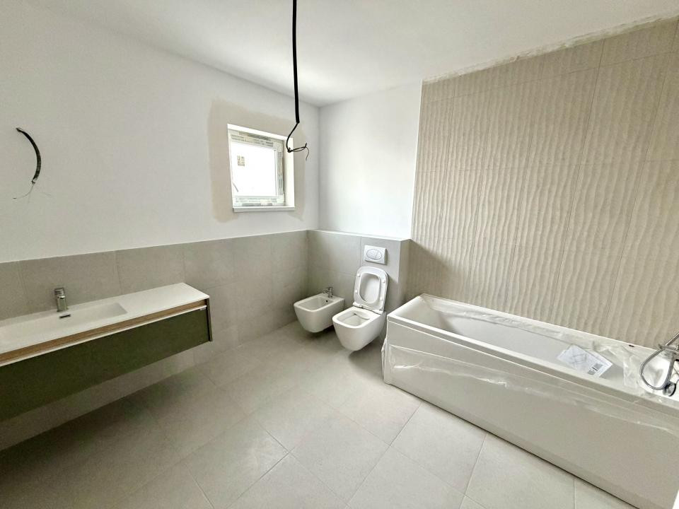 Duplex Despartit, 5 Camere, Comision 0%