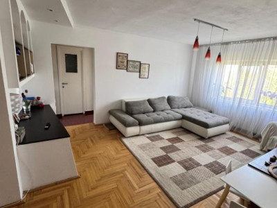Zona Odobescu, 4 Camere, Etaj Intermediar