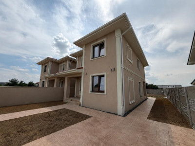 Duplex Despartit, Finisaje Premium, 5 Camere