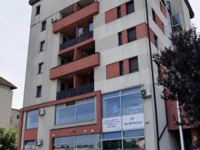 PROPRIETAR, BLOC CU LIFT, VENUS 35
