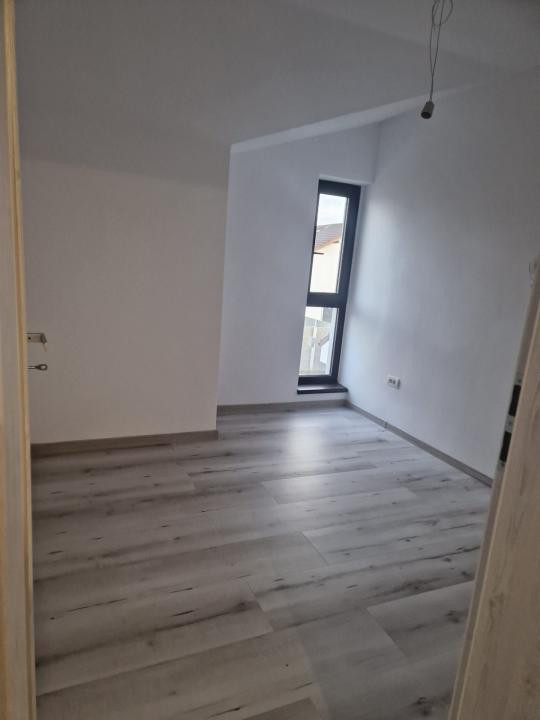 Ultima Unitate, 4 Camere, Comision 0%