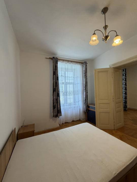 CENTRAL, PRETABIL BIROU, APARTAMENT CU 2 CAMERE