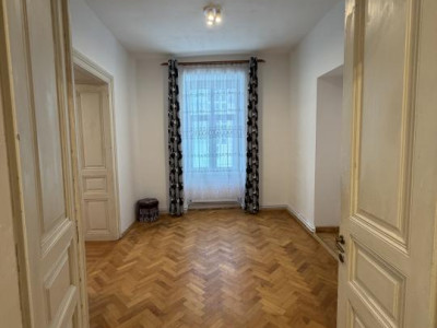 CENTRAL, PRETABIL BIROU, APARTAMENT CU 2 CAMERE