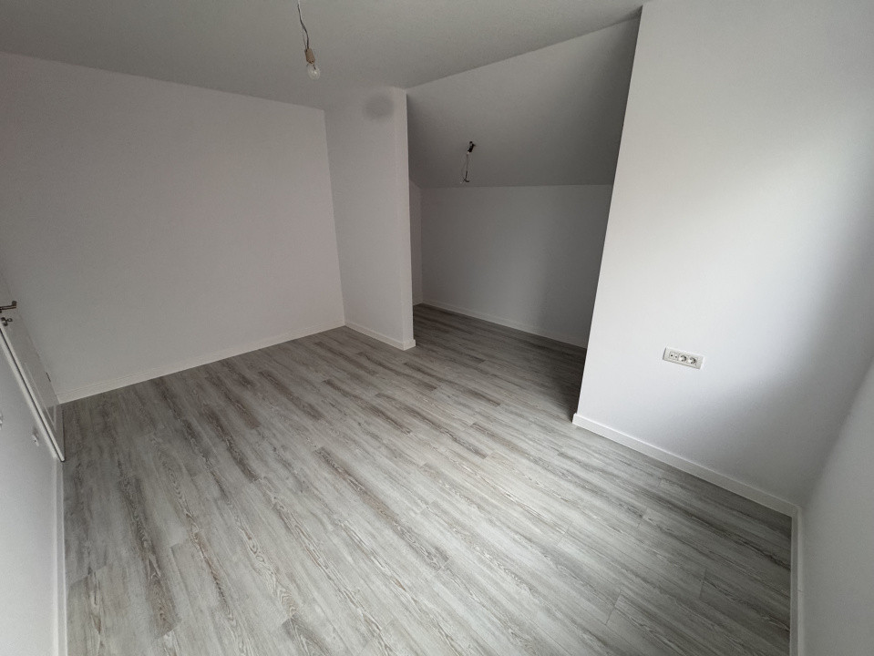 DIRECT DEZVOLTATOR , ZONA LIDL, 4 CAMERE 