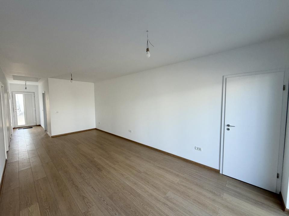Pozitie Excelenta, Finalizata, Duplex Despartit