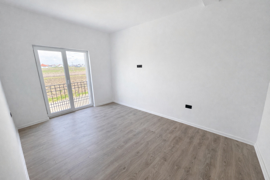 Teren Generos, 4 Camere, Parter+Etaj