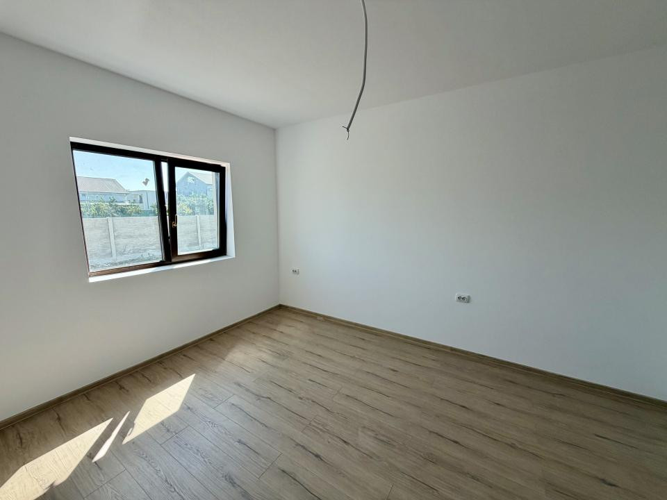Pozitie Excelenta, Super Pret, 4 Camere