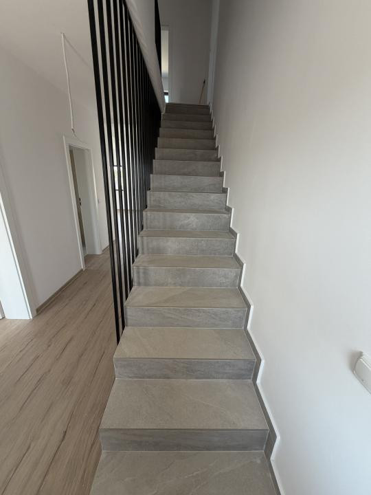 Pozitie Excelenta, Super Pret, 4 Camere