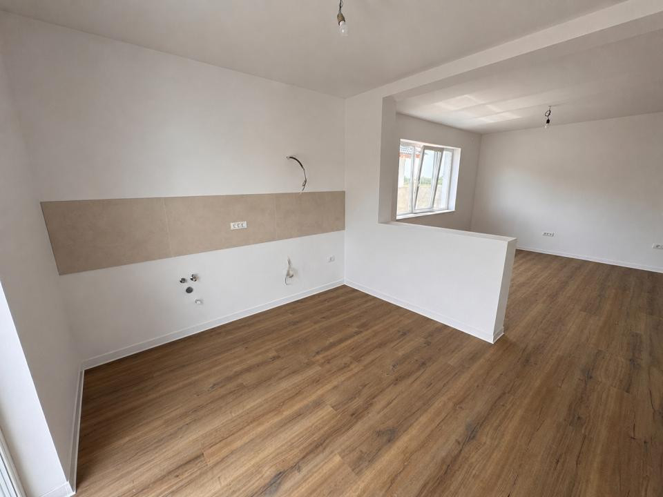 3 CAMERE, POD MANSARDABIL, TOATE UTILITATILE