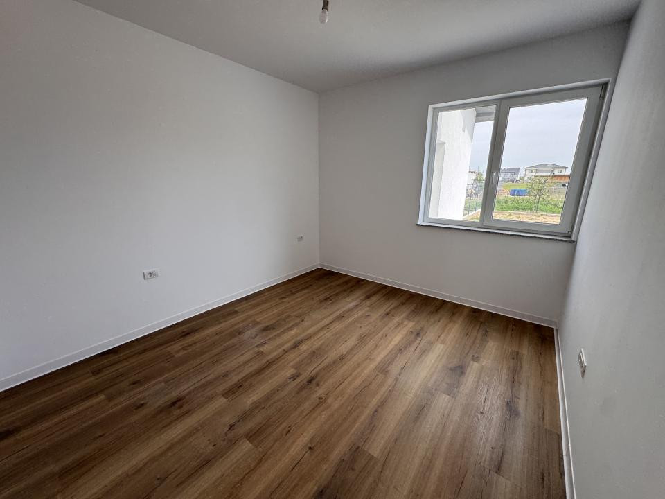 3 CAMERE, POD MANSARDABIL, TOATE UTILITATILE