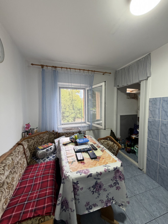 ETAJ 1, ZONA KIRIAC, APARTAMENT CU 3 CAMERE