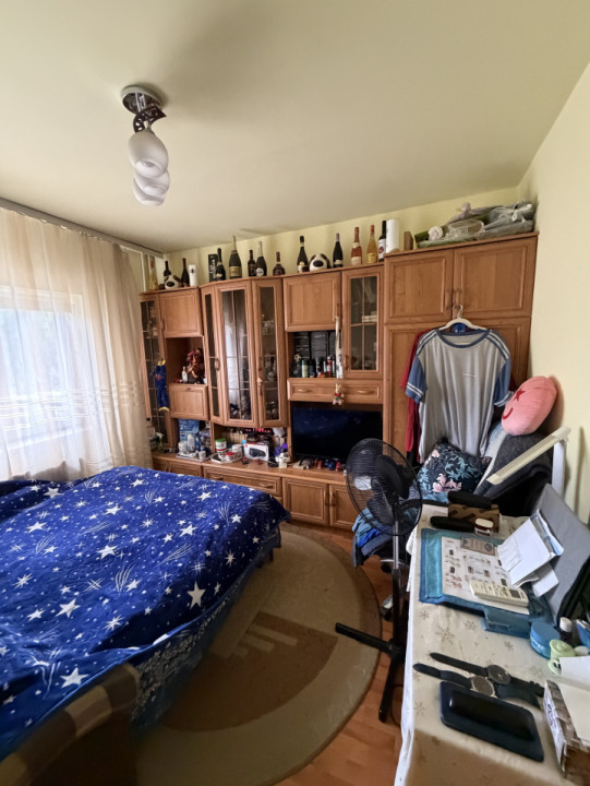 ETAJ 1, ZONA KIRIAC, APARTAMENT CU 3 CAMERE