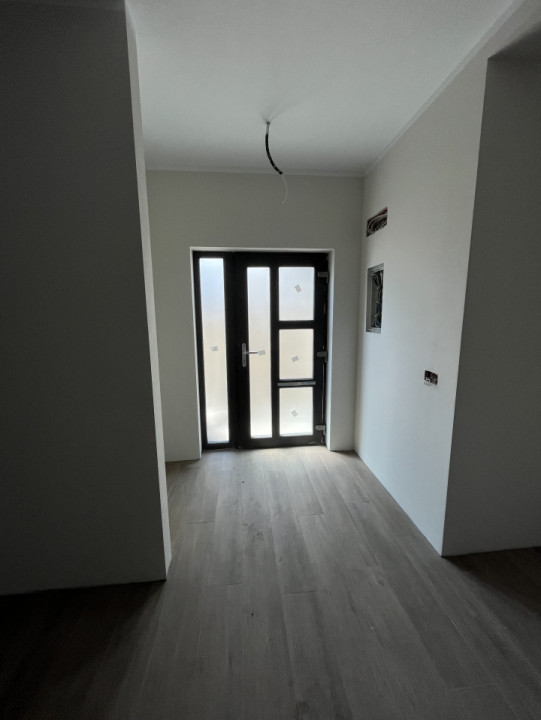 SPATIOS, 4 CAMERE, DUPLEX PE PARTER