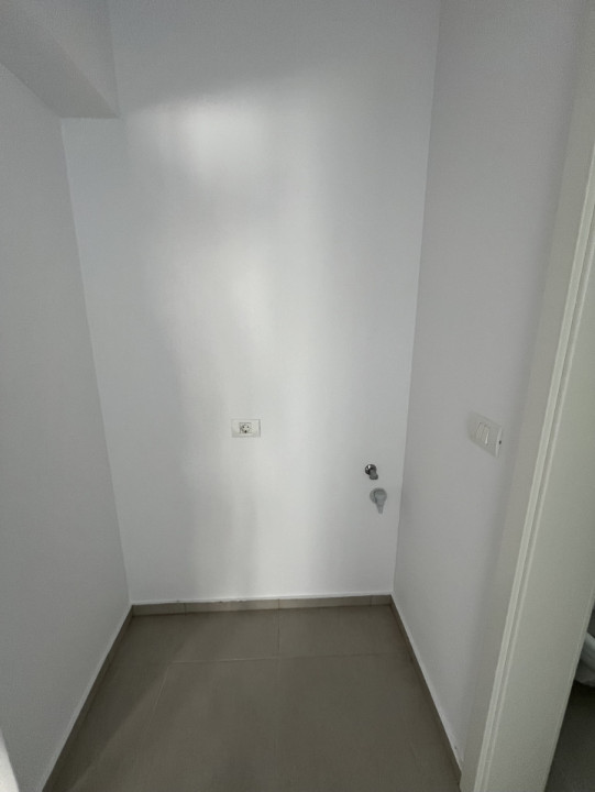 CENTRU, APARTAMENTE CU 1 SI 2 CAMERE, GIROC