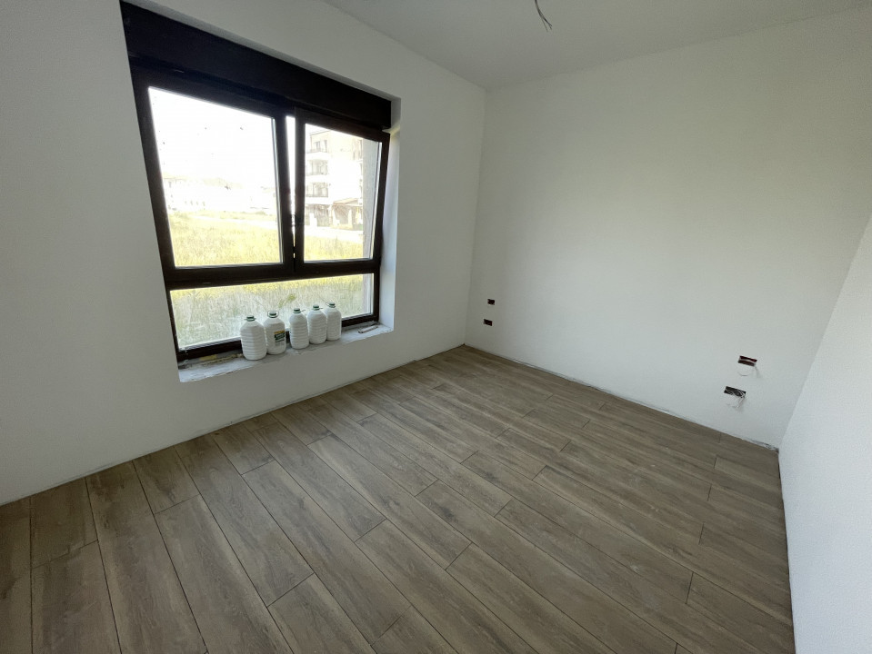 Apartament cu 3 camere, decomandat, finisaje la alegere, Braytim